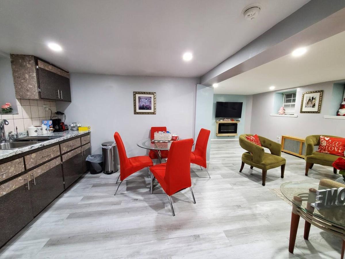 Lovely 2 Bedroom Apartment With 2 Entrance And Parking Nueva York Exterior foto
